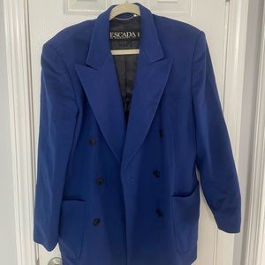 Escalate beautiful deep blue blazer